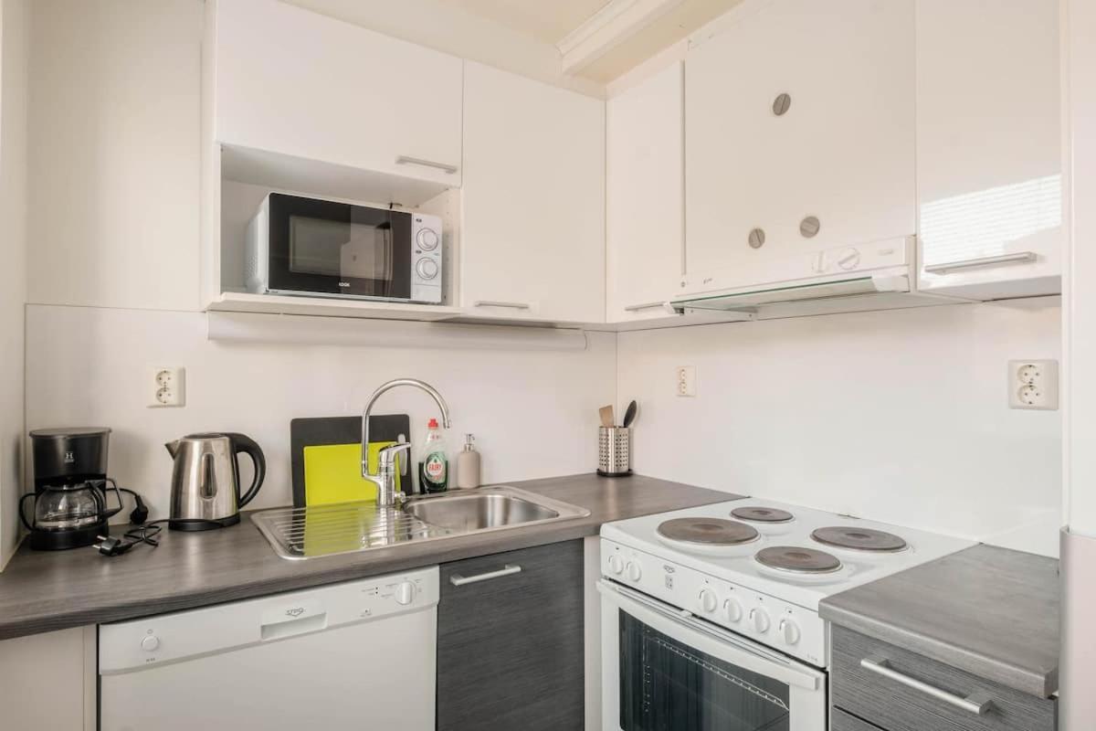 Norden Homes Quick & Easy Airport And City Centre Access Helsínquia Exterior foto
